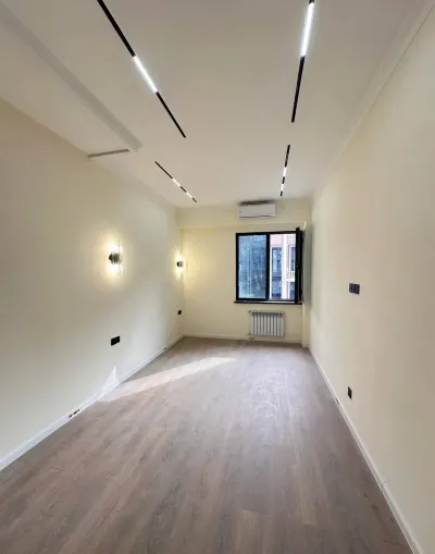 5-комн. квартира, 3 этаж, 170 м², Сомони, Себистон