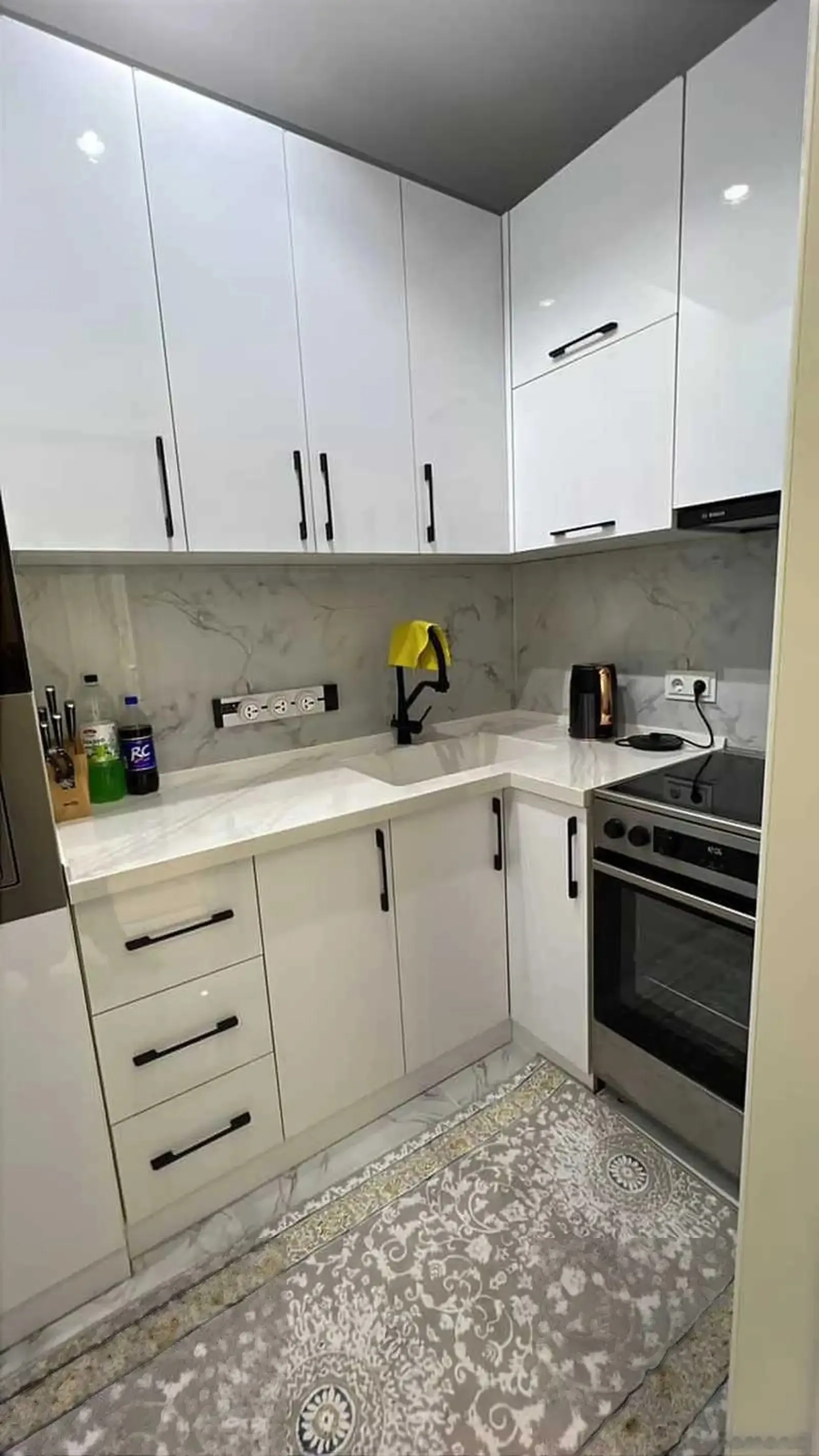 2-комн. квартира, 3 этаж, 50м², Фирдавси