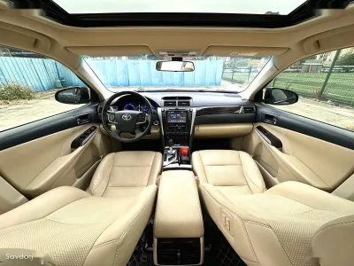 Toyota Camry, 2016