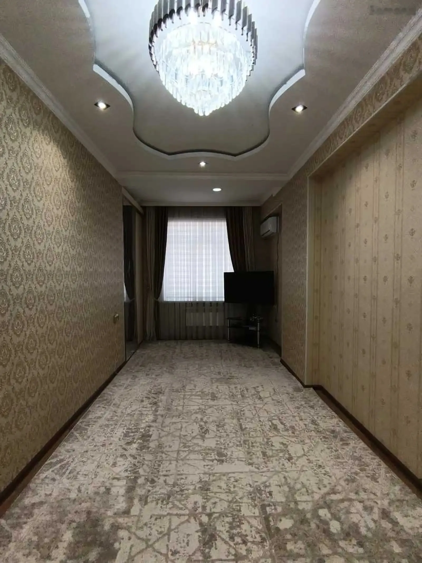 1-комн. квартира, 2 этаж, 47 м², Сирк , Фирдавси