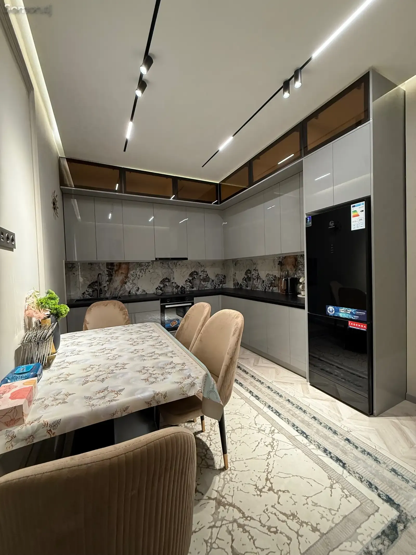 3-комн. квартира, 11 этаж, 93 м², Сино