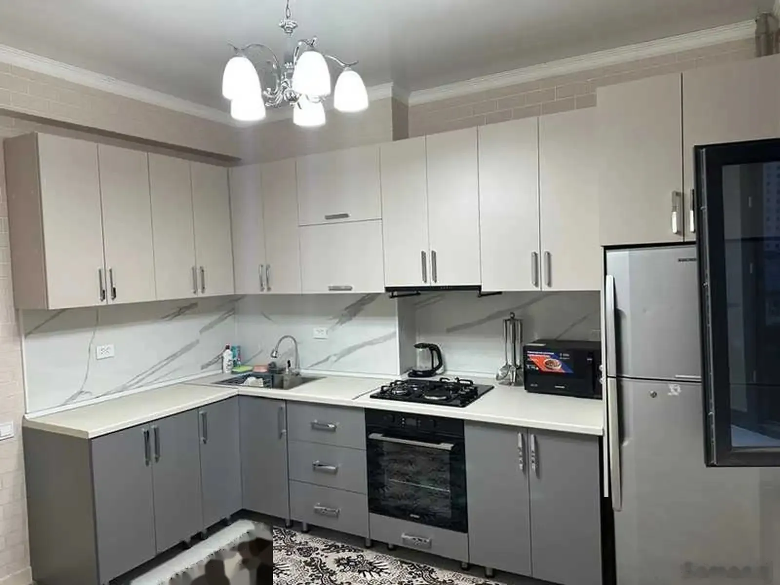 2-комн. квартира, 5 этаж, 85м², Фирдавси