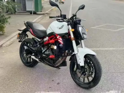 Мотоцикл Benelli