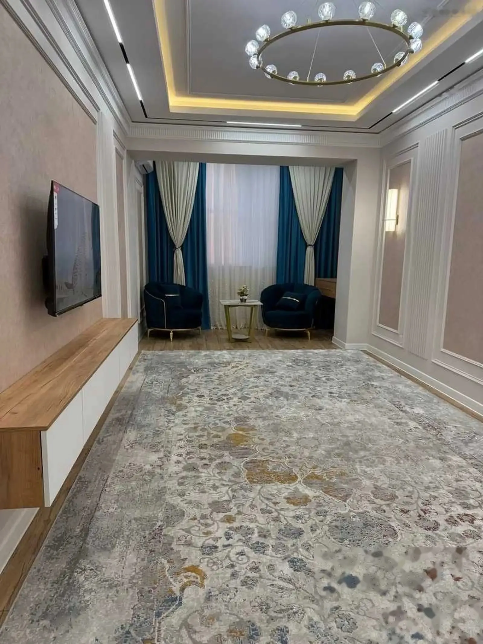 3-комн. квартира, 13 этаж, 130м², Овир