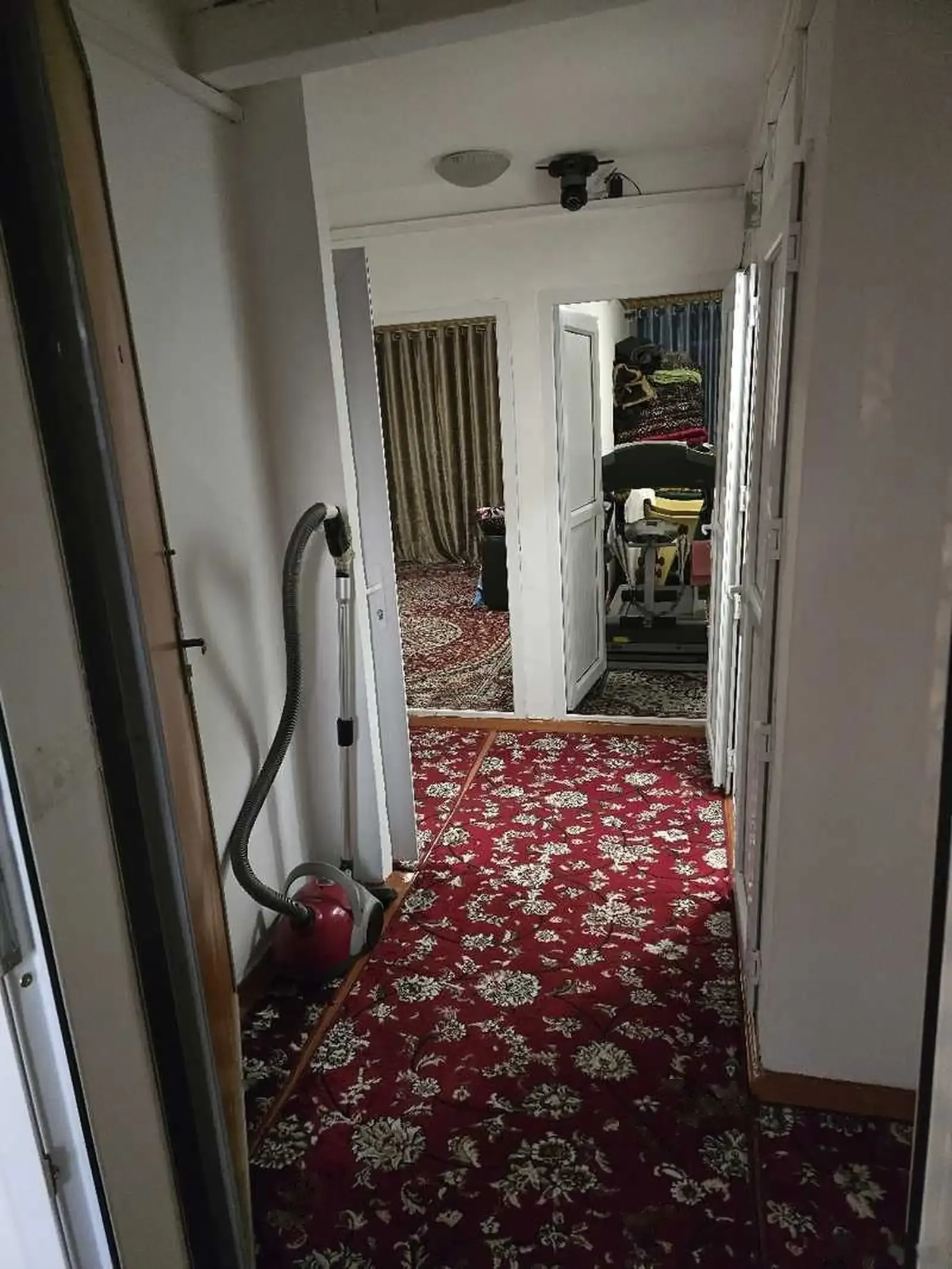 2-комн. квартира, 1 этаж, 57м², Сино, 101 мкр