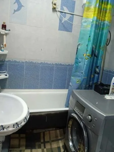 2-комн. квартира, 4 этаж, 79м², сино