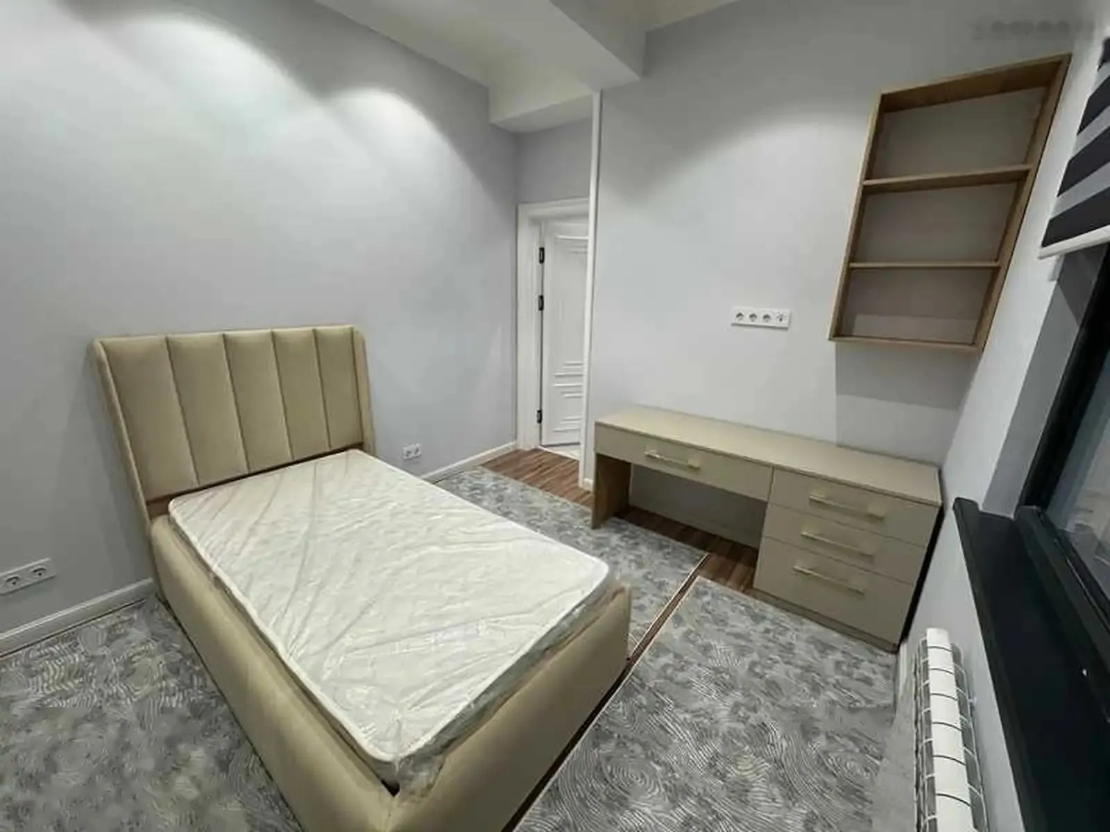 3-комн. квартира, 11 этаж, 90м², дом печат