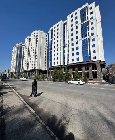 2-комн. квартира, 10 этаж, 82 м², Шохмансур