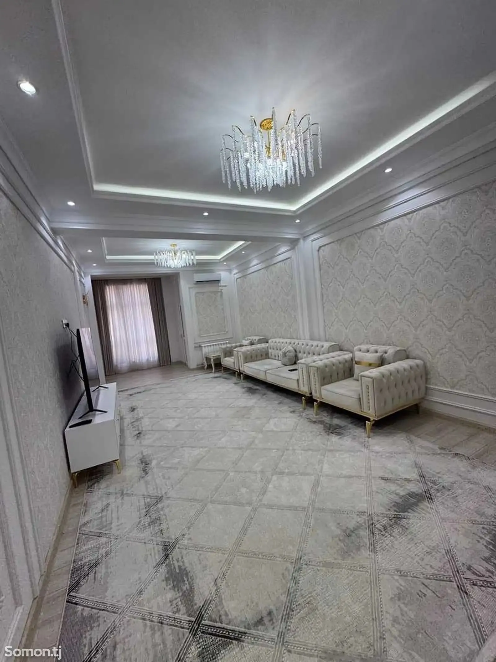 3-комн. квартира, 13 этаж, 163м², Овир