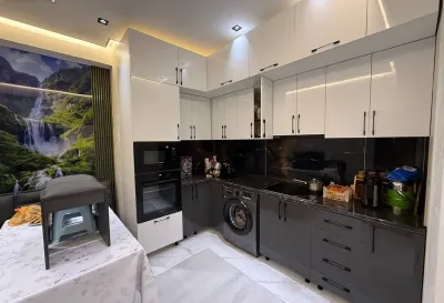 3-комн. квартира, 2 этаж, 108 м², Сино