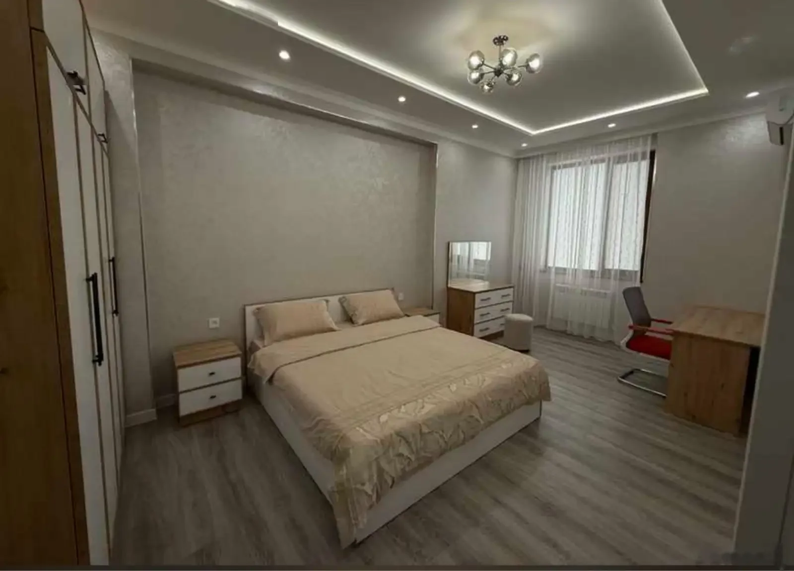 2-комн. квартира, 13 этаж, 90м², 82мкр