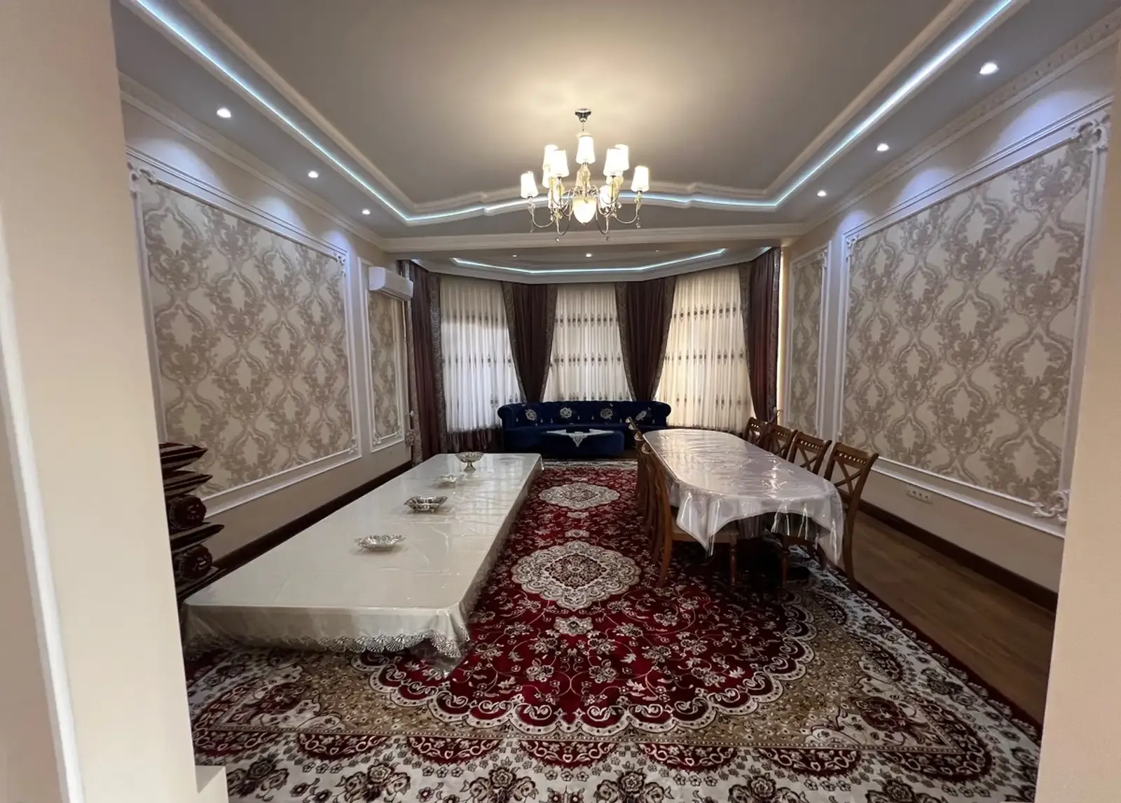3-этажный, 10 комнатный дом, 950 м², Сино