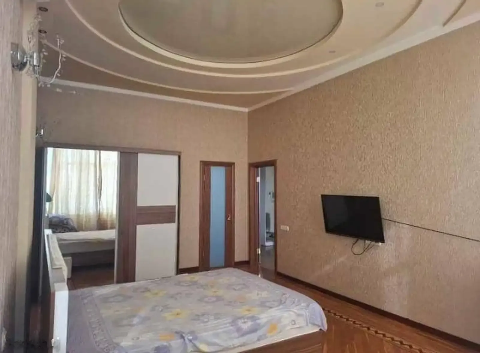 4-комн. квартира, 5 этаж, 200м², 31 микрорайон