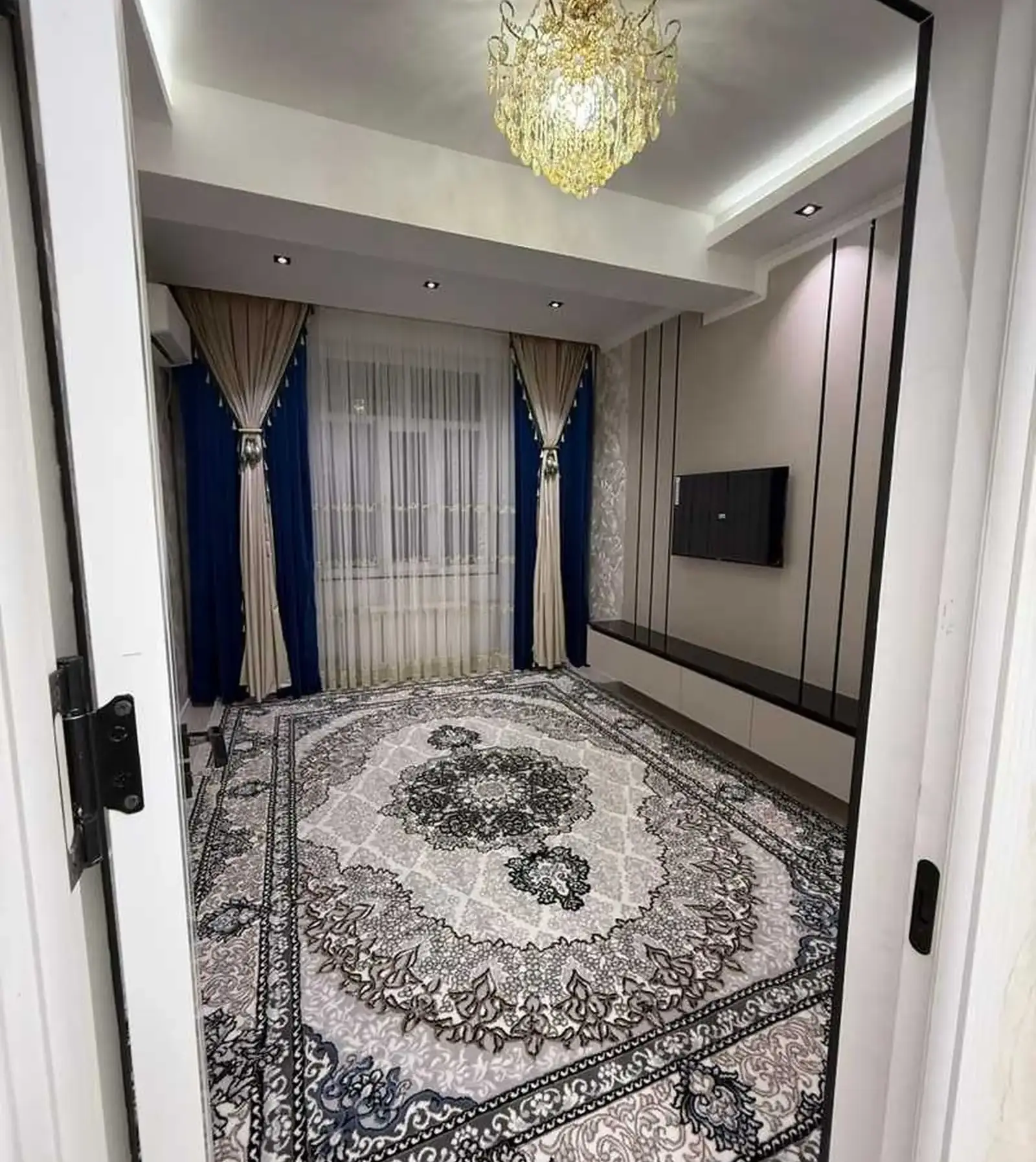 2-комн. квартира, 8 этаж, 50м², шохмансур кучаи Айни 9км