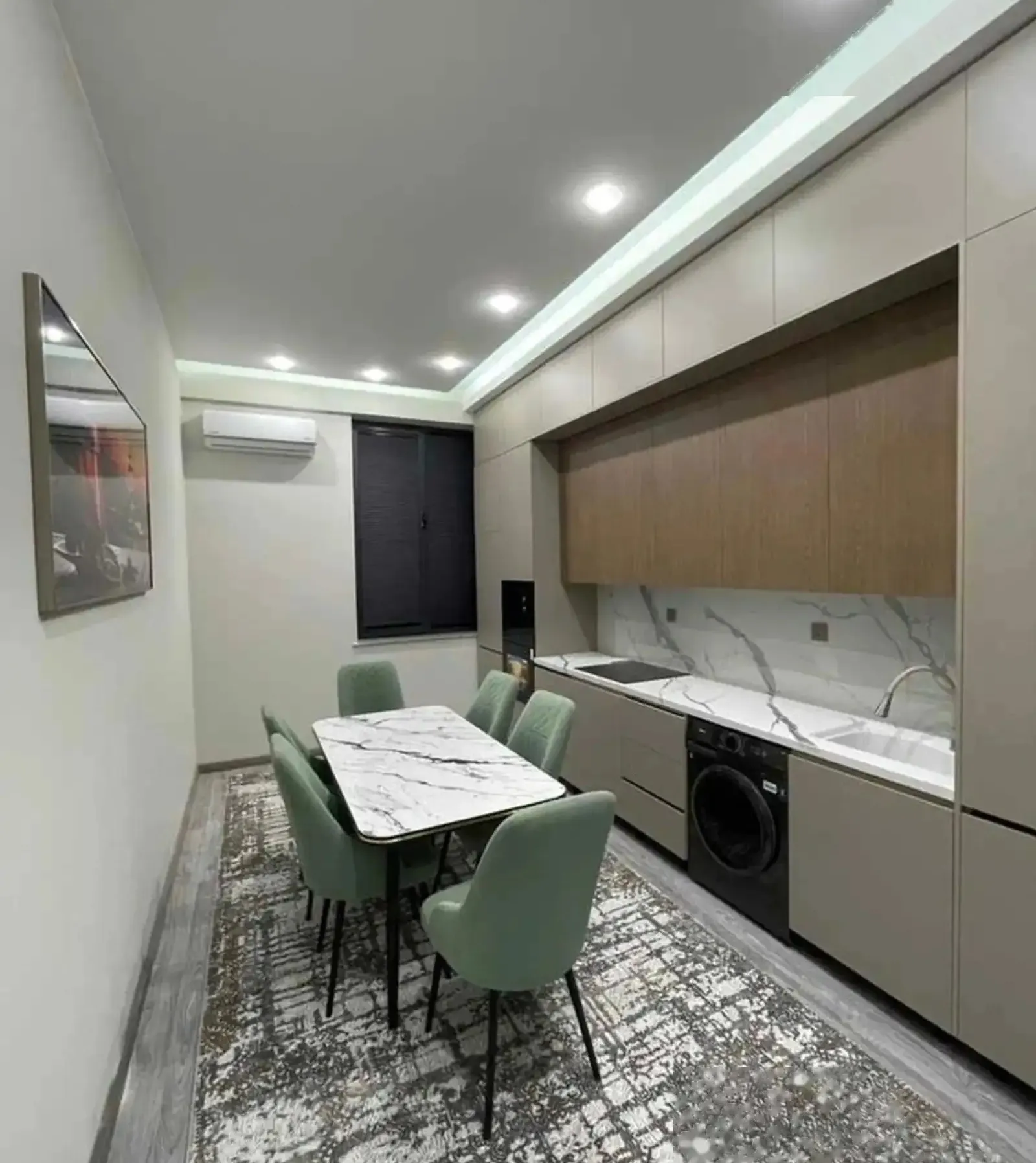 2-комн. квартира, 8 этаж, 90м², 20 мкр