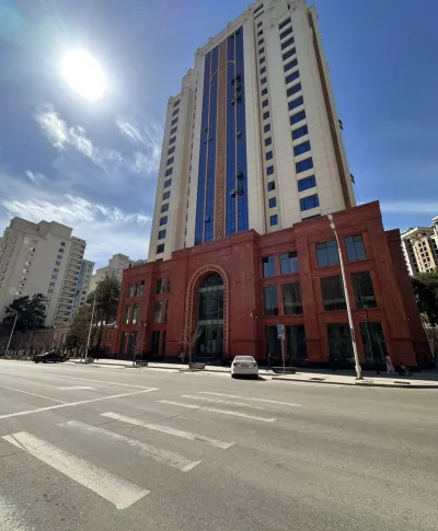 3-комн. квартира, 13 этаж, 138 м², Оперка