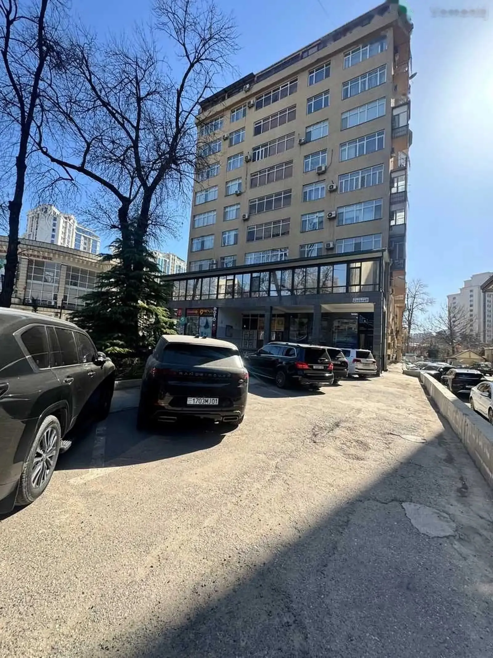 2-комн. квартира, 8 этаж, 110м², поликлиника