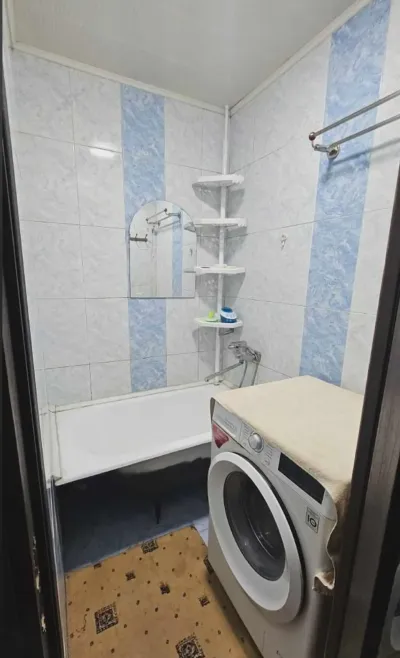 3-комн. квартира, 1 этаж, 60м², фирдавси