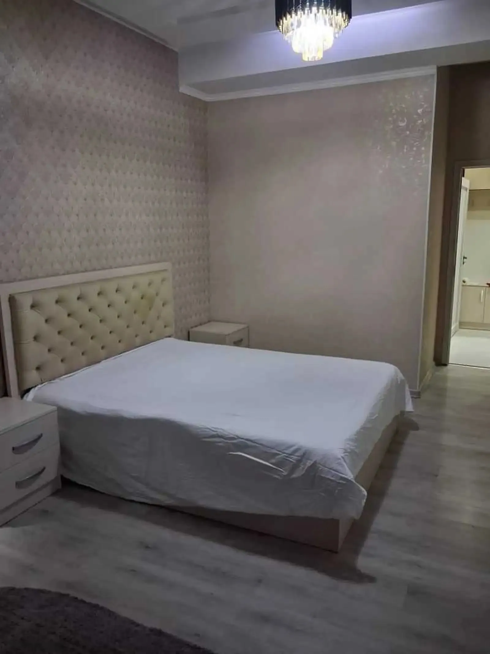 2-комн. квартира, 12 этаж, 60м², Шохмансур