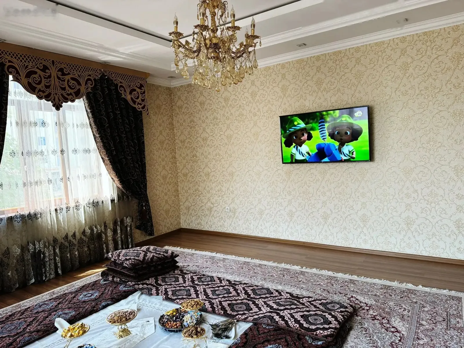 2-комн. квартира, 6 этаж, 85м², чордома