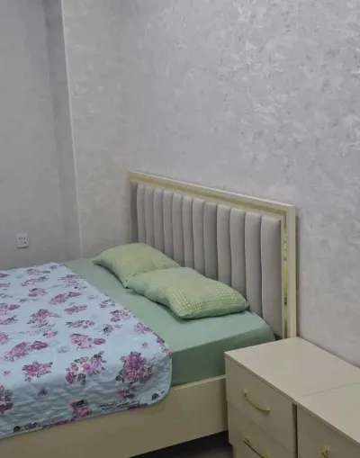 2-комн. квартира, 4 этаж, 140м², Спартак