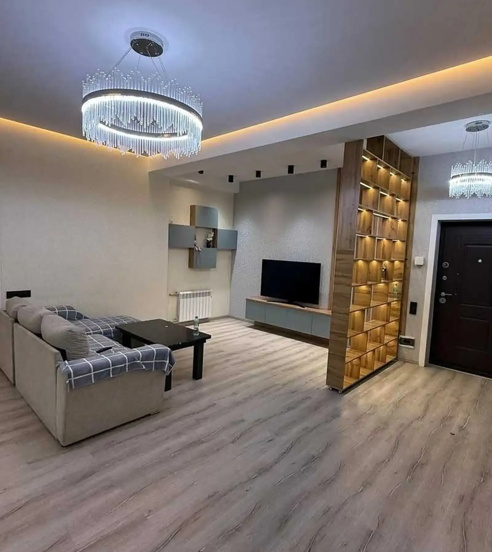 3-комн. квартира, 8 этаж, 105м², Стадион Спартак Роддом -1