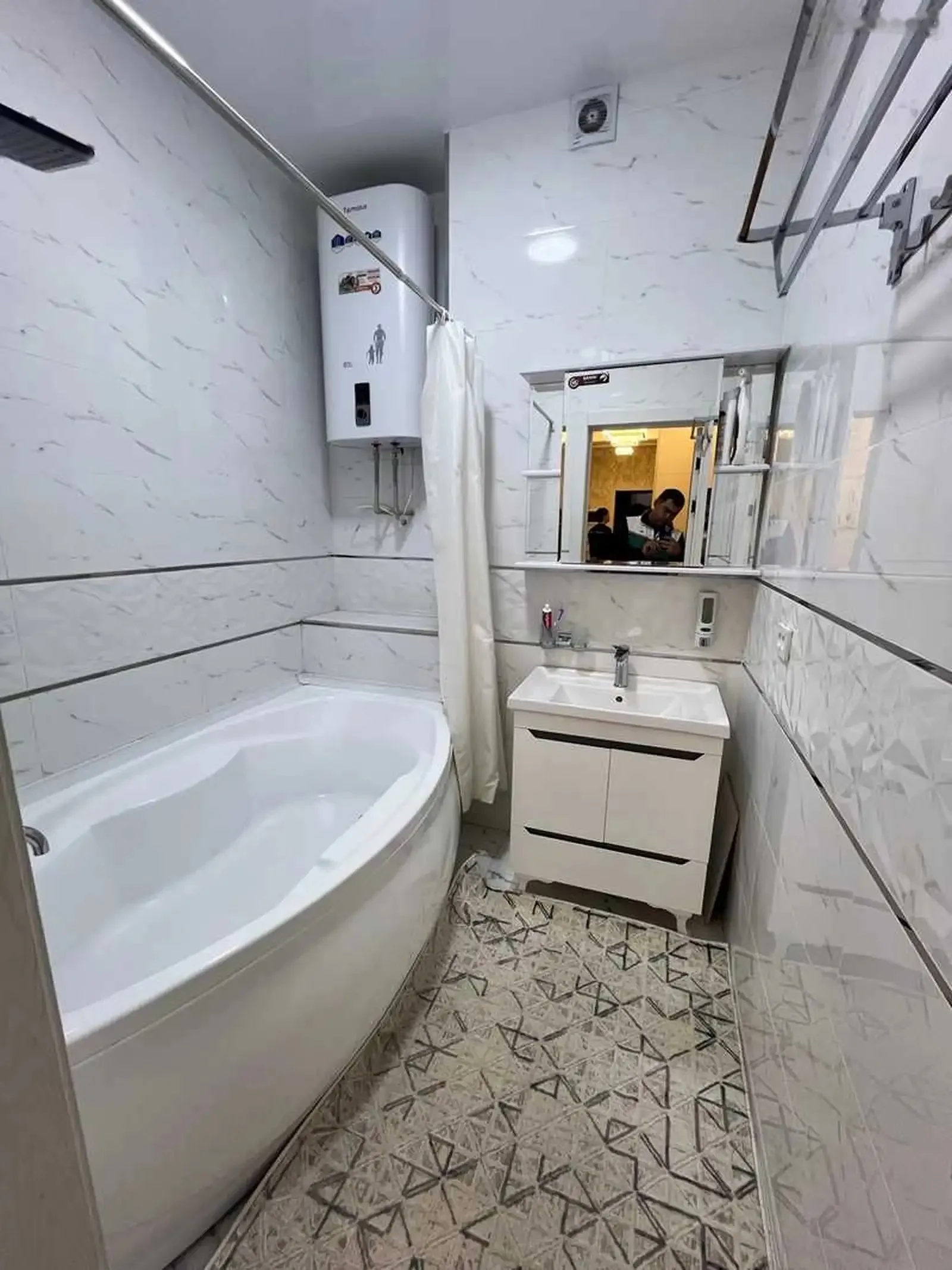 2-комн. квартира, 10 этаж, 80м², овир