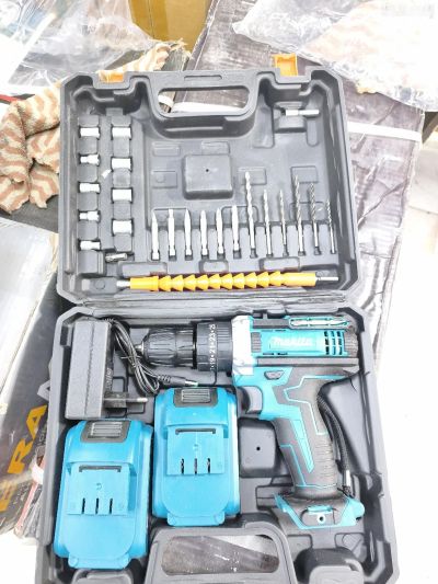 Шуруповёрт макита