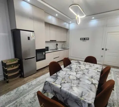 2-комн. квартира, 5 этаж, 110 м², Исмоили сомони, белый городок, Сафо