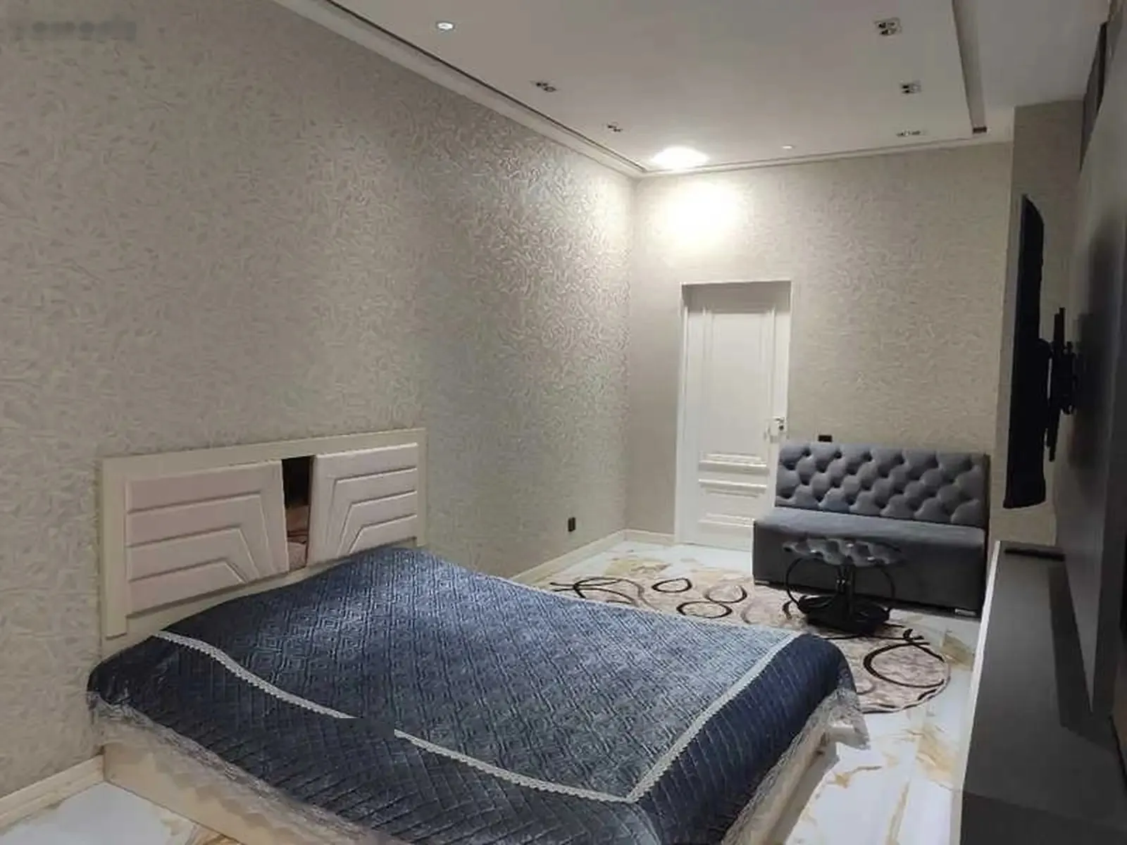 1-комн. квартира, 5 этаж, 50 м², Голубой экран