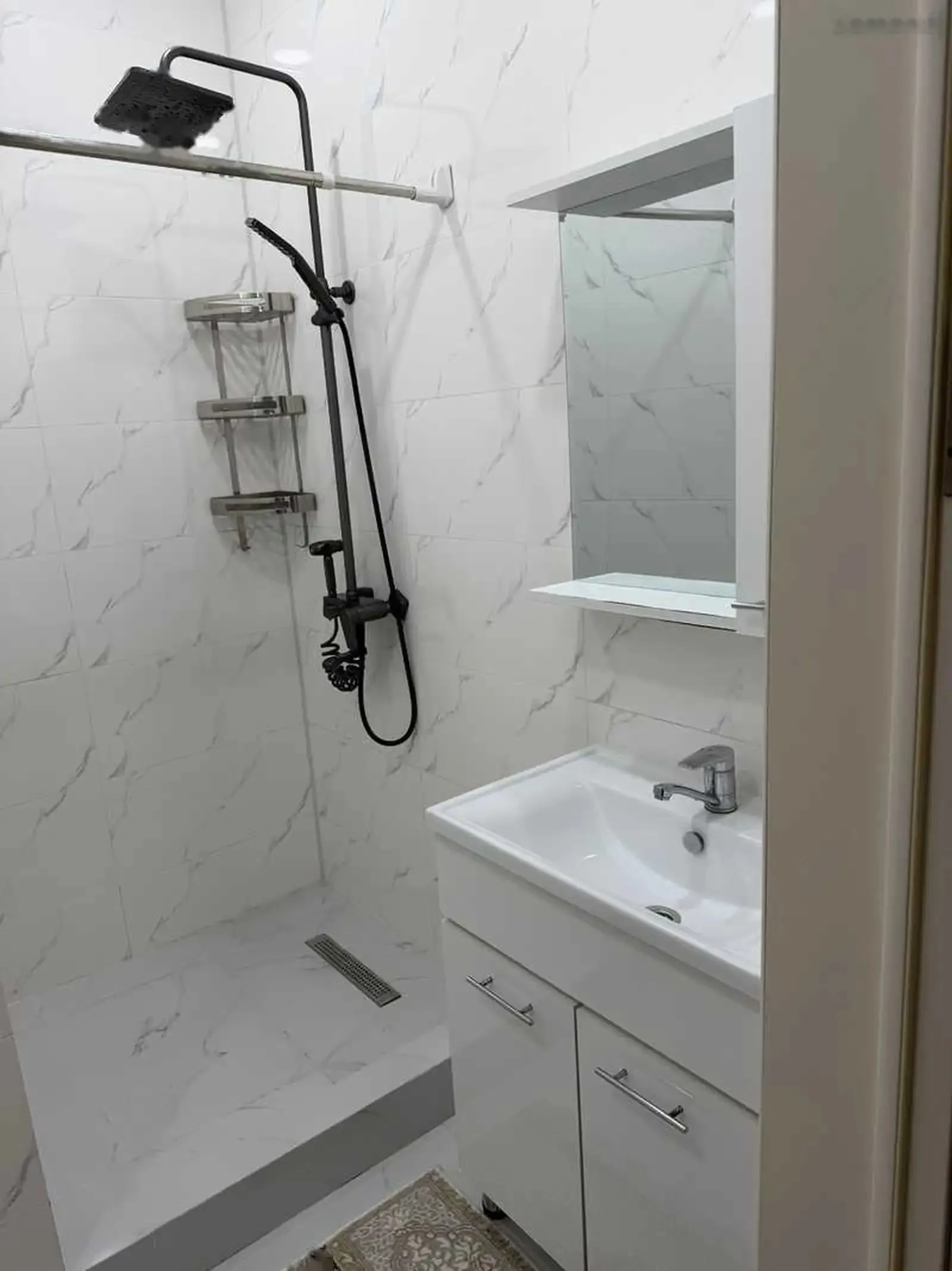 2-комн. квартира, 14 этаж, 92м², назди  Хилтон