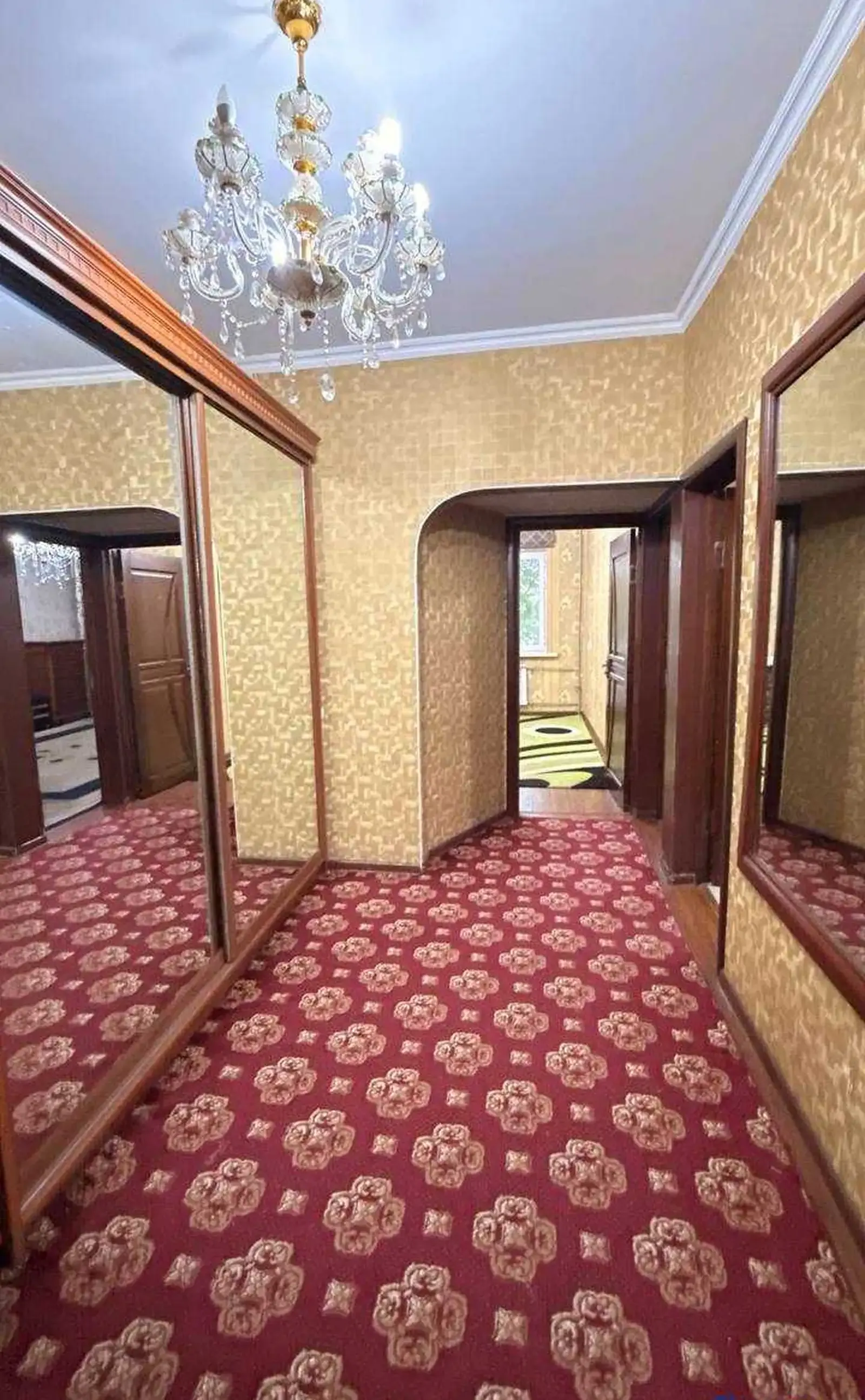 3-комн. квартира, 3 этаж, 80 м², Сино