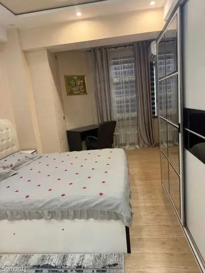 2-комн. квартира, 3 этаж, 60м², дом печать