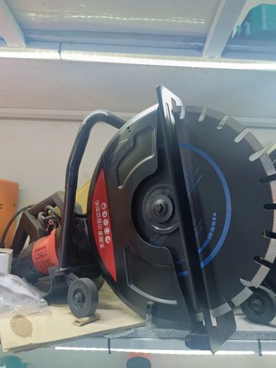 Электропила для бетона