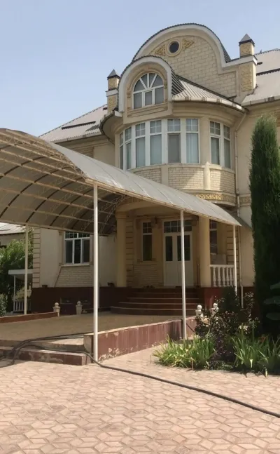 3-этажный, 10 комнатный дом, 600 м², Фирдавси