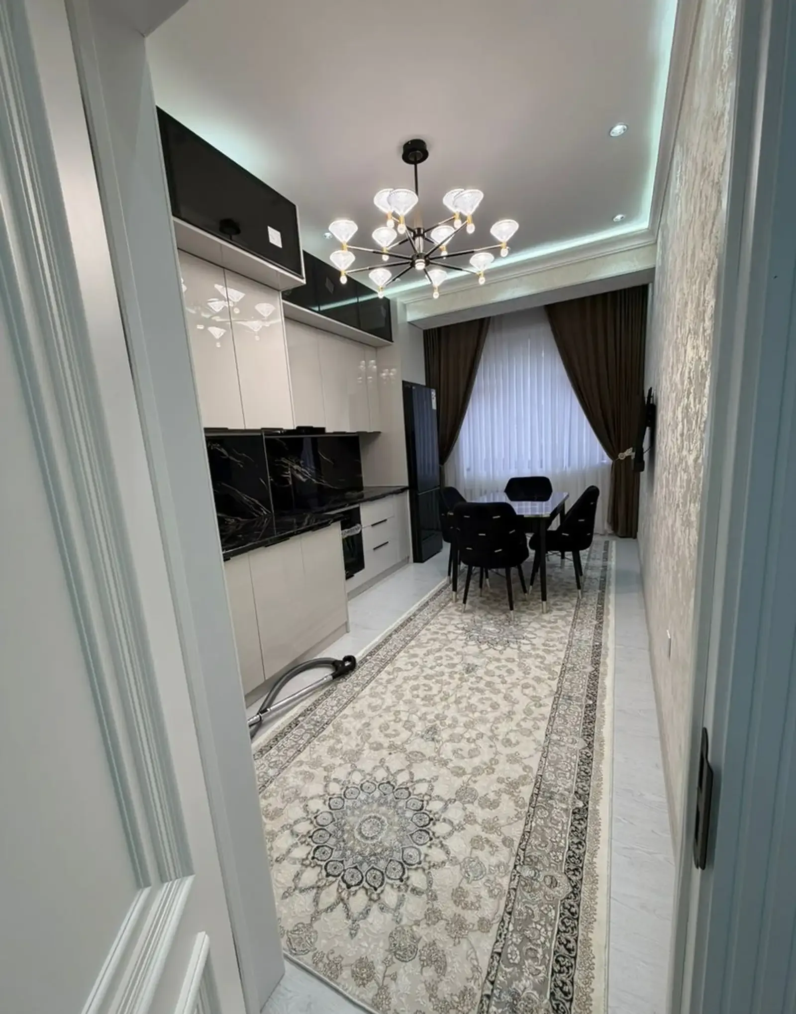 2-комн. квартира, 9 этаж, 87м², Гранд Отель