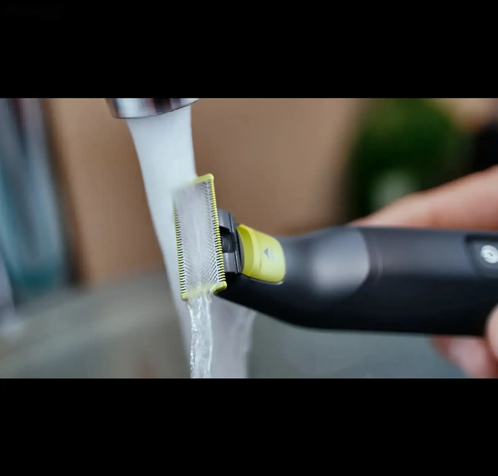 Триммер Philips Oneblade Pro QP6542/