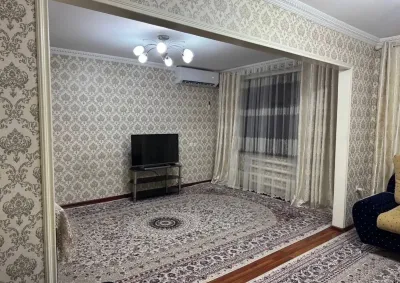 4-комн. квартира, 4 этаж, 90 м², Автовокзал, 83мкр