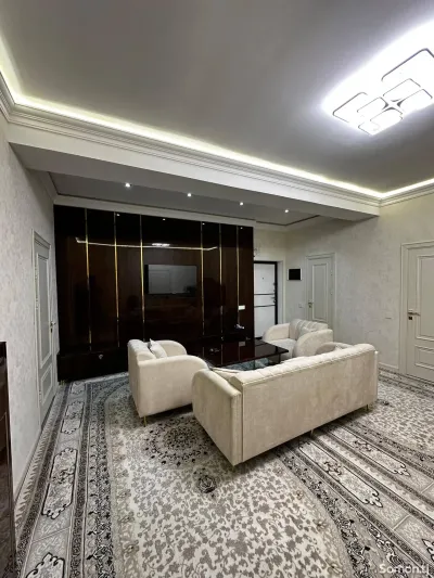 3-комн. квартира, 9 этаж, 93 м², шохмансур