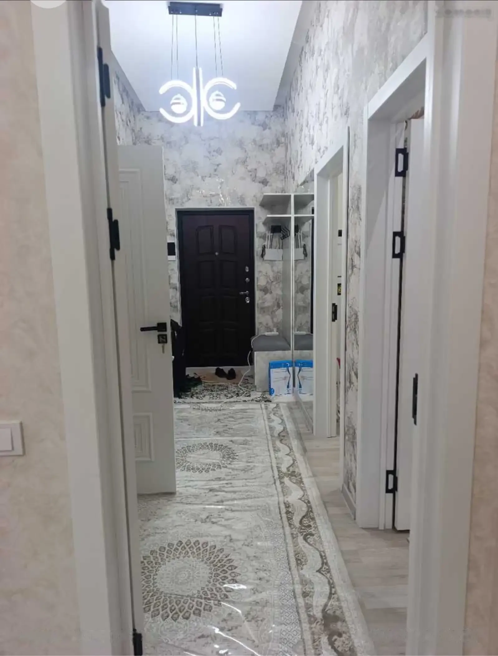 2-комн. квартира, 15 этаж, 61м², Славянский университет