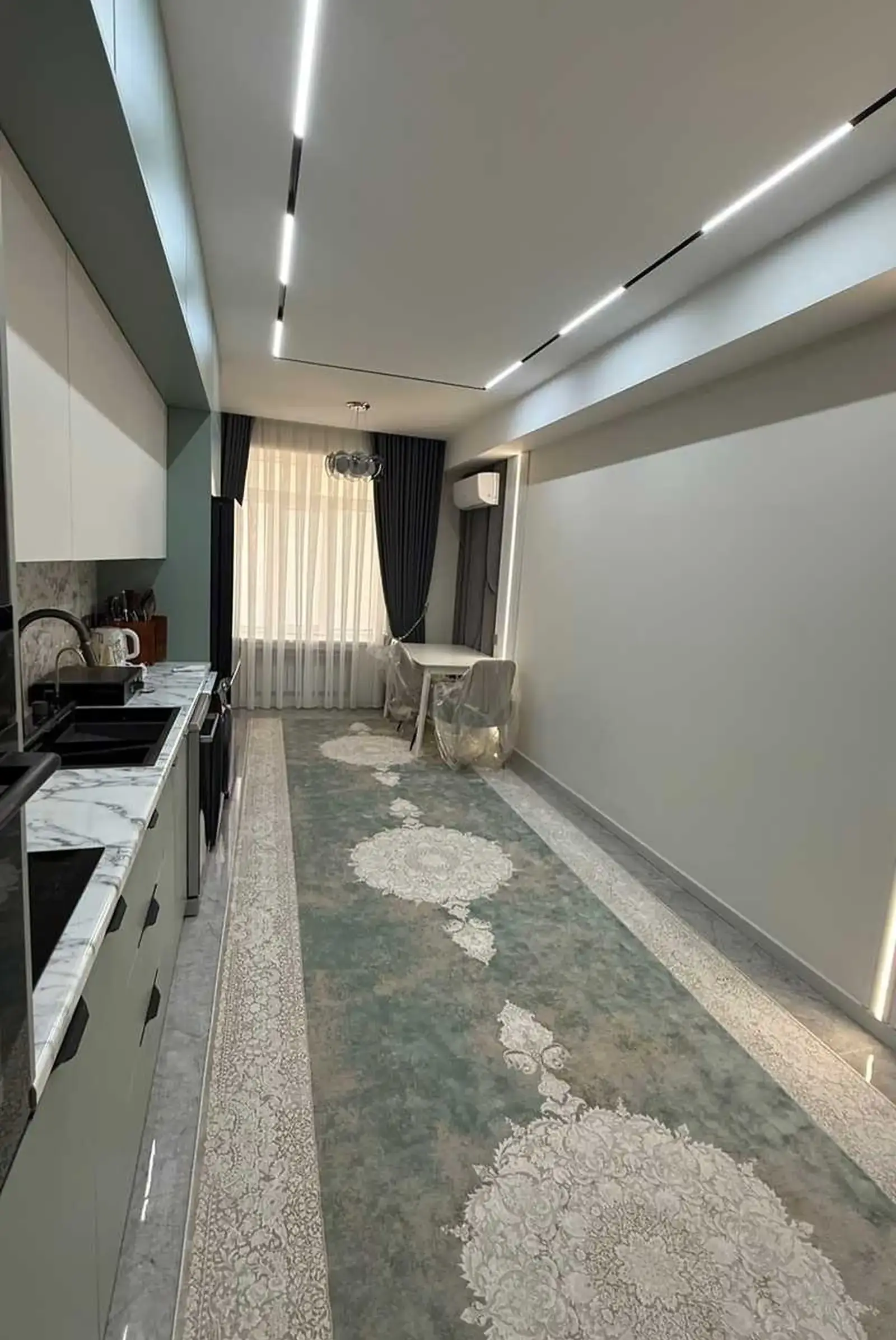 3-комн. квартира, 3 этаж, 156м², шоҳмансур