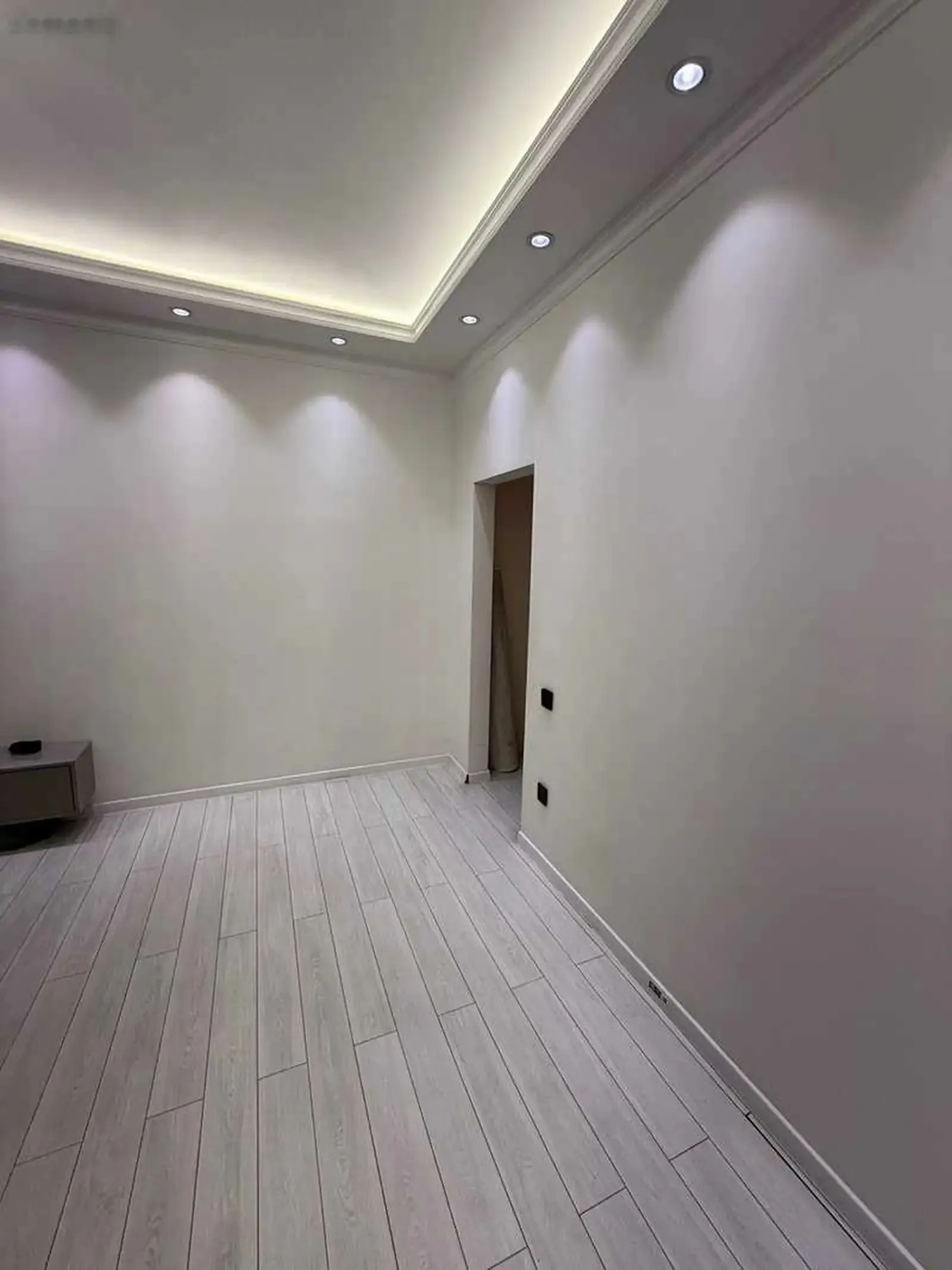 2-комн. квартира, 10 этаж, 100м², овир
