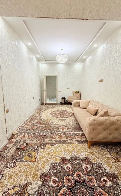 3-комн. квартира, 3 этаж, 97м², Посольство РФ, ориентир — магазин Baby Shop