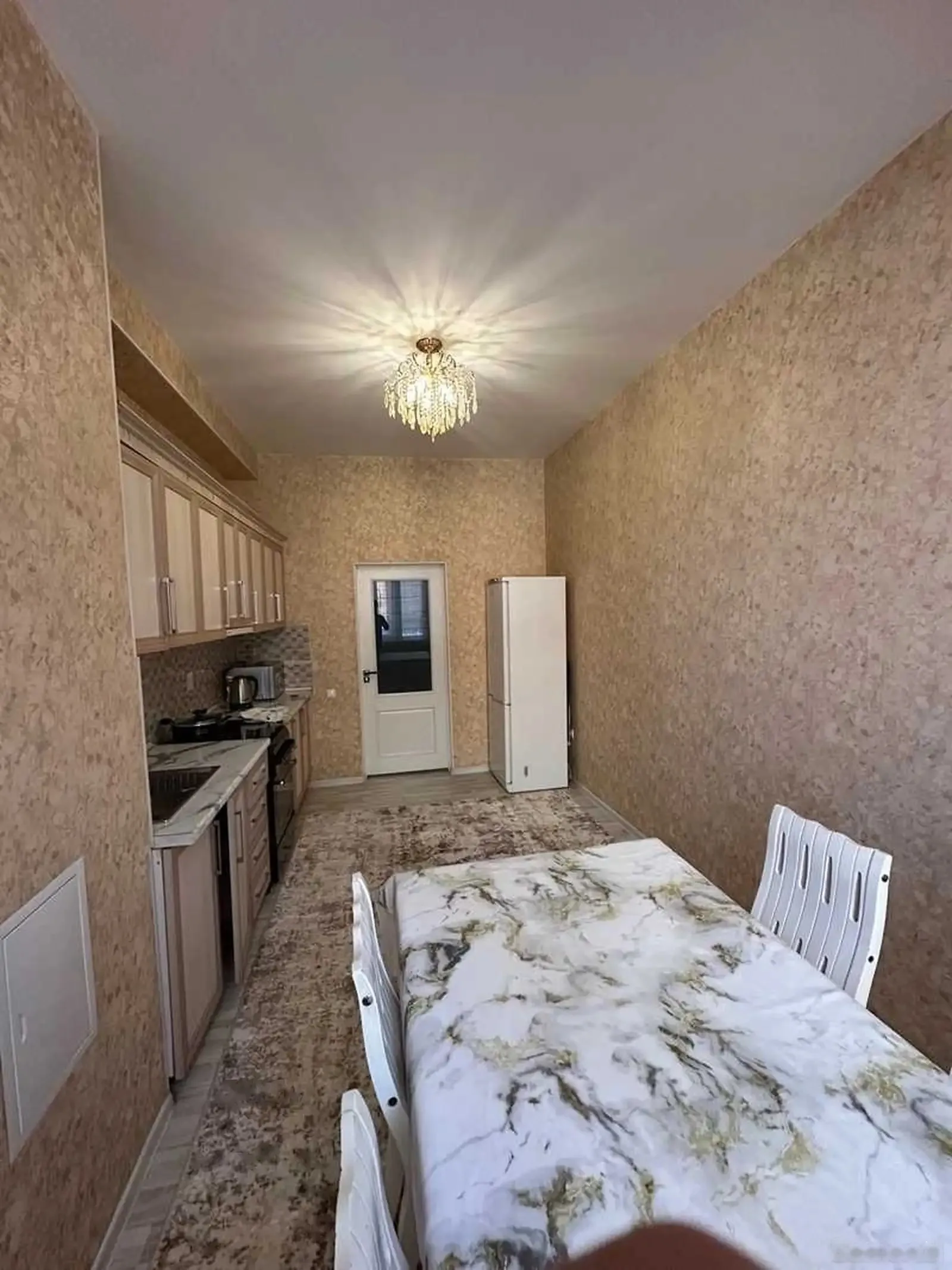 3-комн. квартира, 2 этаж, 91м², Зарафшон доми нок