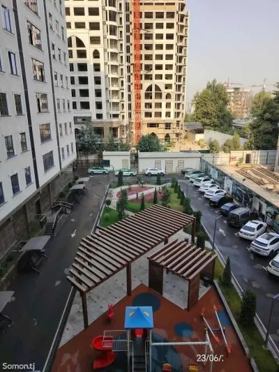2-комн. квартира, 5 этаж, 77м², и сомони