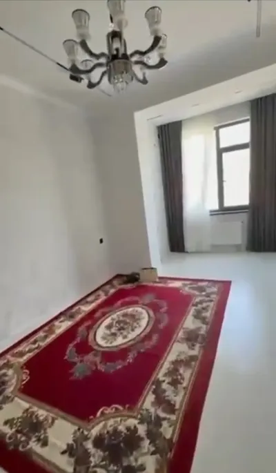 3-комн. квартира, 2 этаж, 74 м², 112мкр, Наздики Пайкар