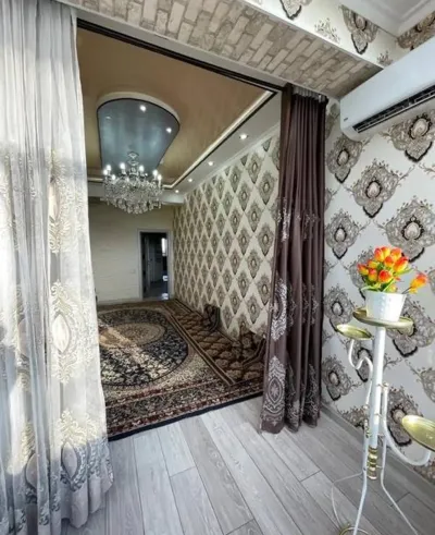 3-комн. квартира, 5 этаж, 90м², Фирдавси