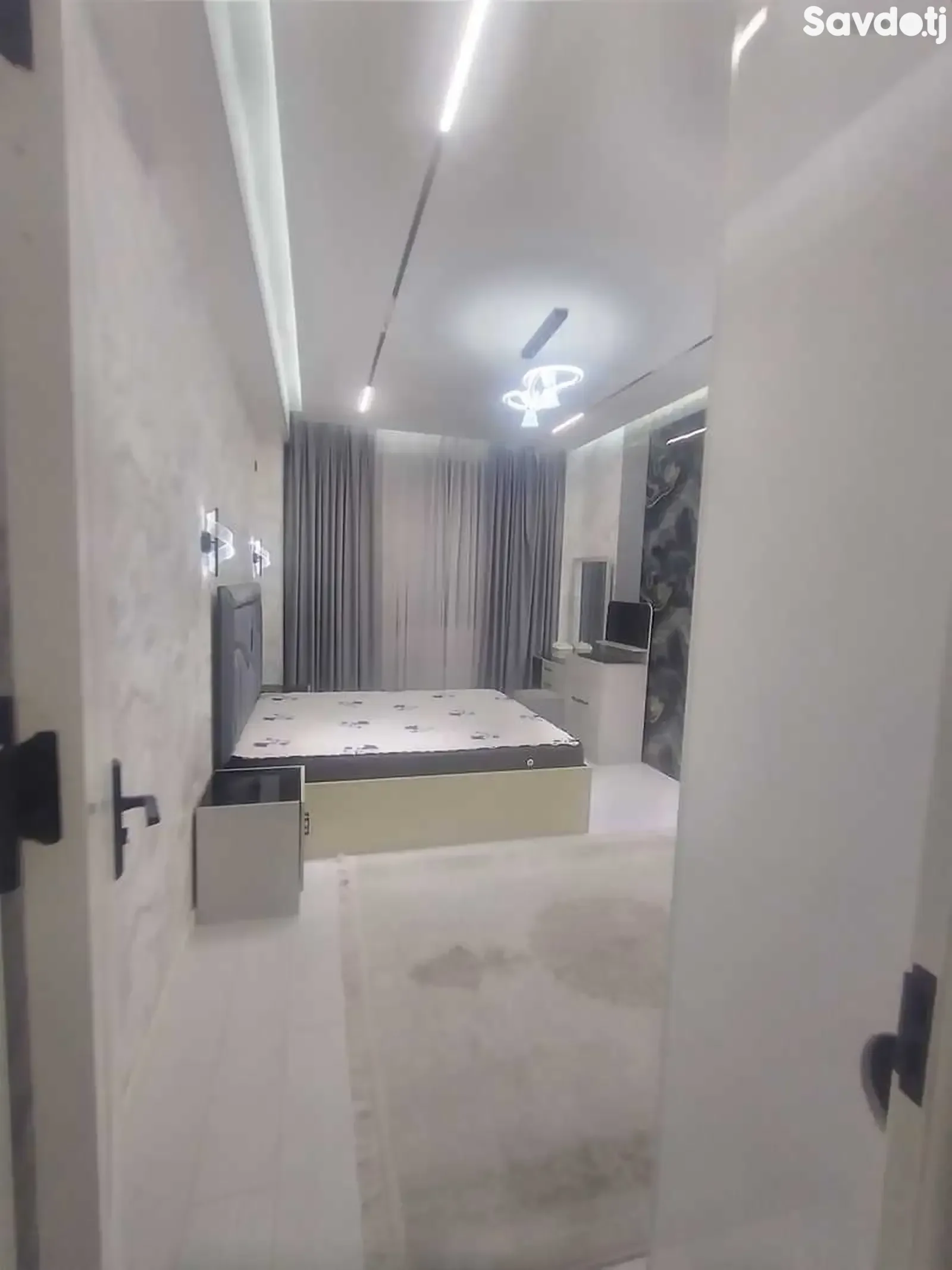 1-к квартира, 5 этаж, 58 м², Голубой экран