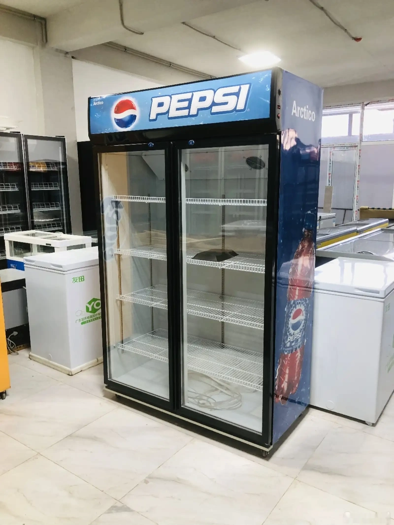 Витринный холодильник Pepsi 825л