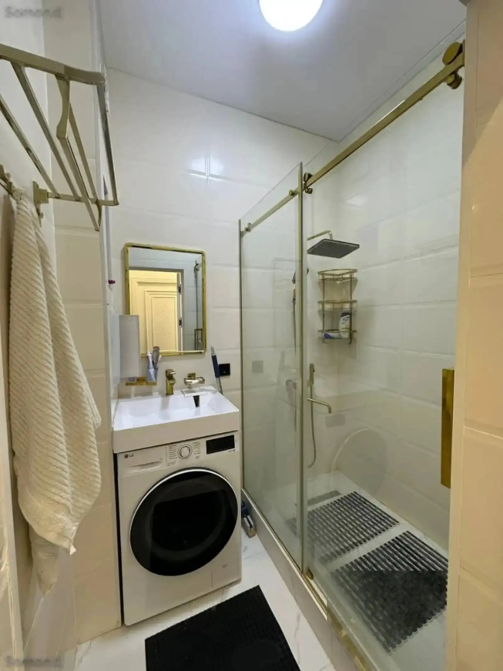 2-комн. квартира, 2 этаж, 72м², пушти чордома гардиши даромад сеюм баз